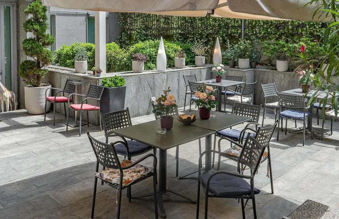 Hotel Mercure Milano Solari-1