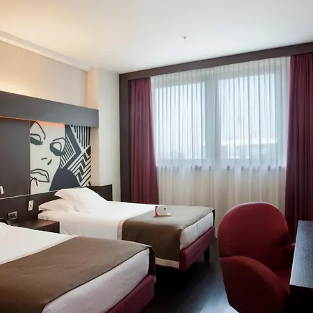 Crowne Plaza Milan City By Ihg-3